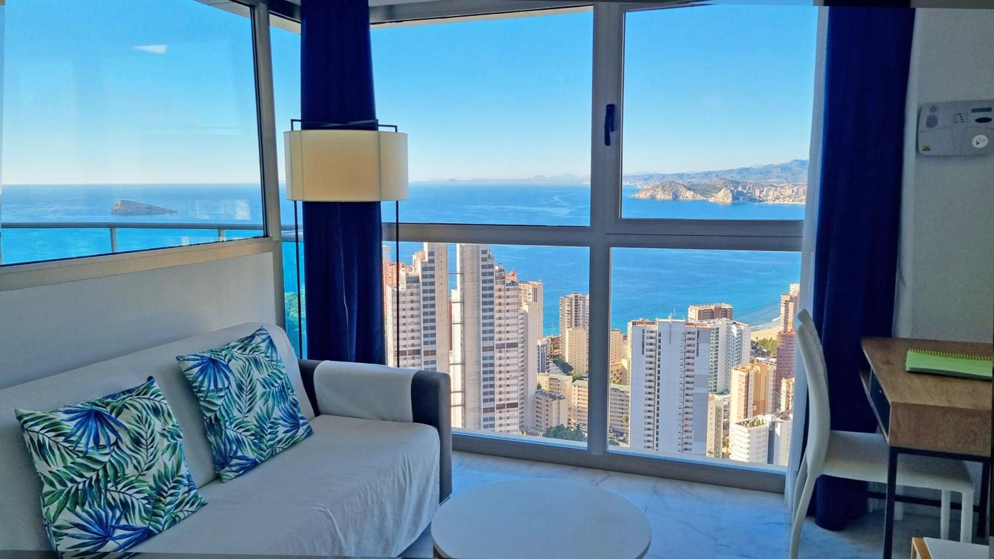 Highrise Apartment With Private Terrace & Sea Views - 34Th Floor Benidorm Eksteriør billede