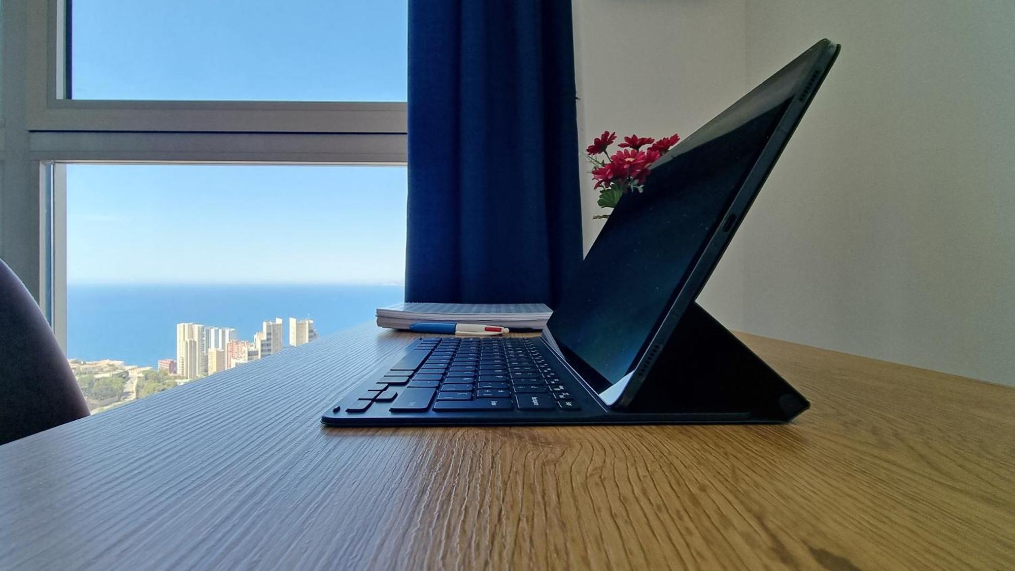 Highrise Apartment With Private Terrace & Sea Views - 34Th Floor Benidorm Eksteriør billede