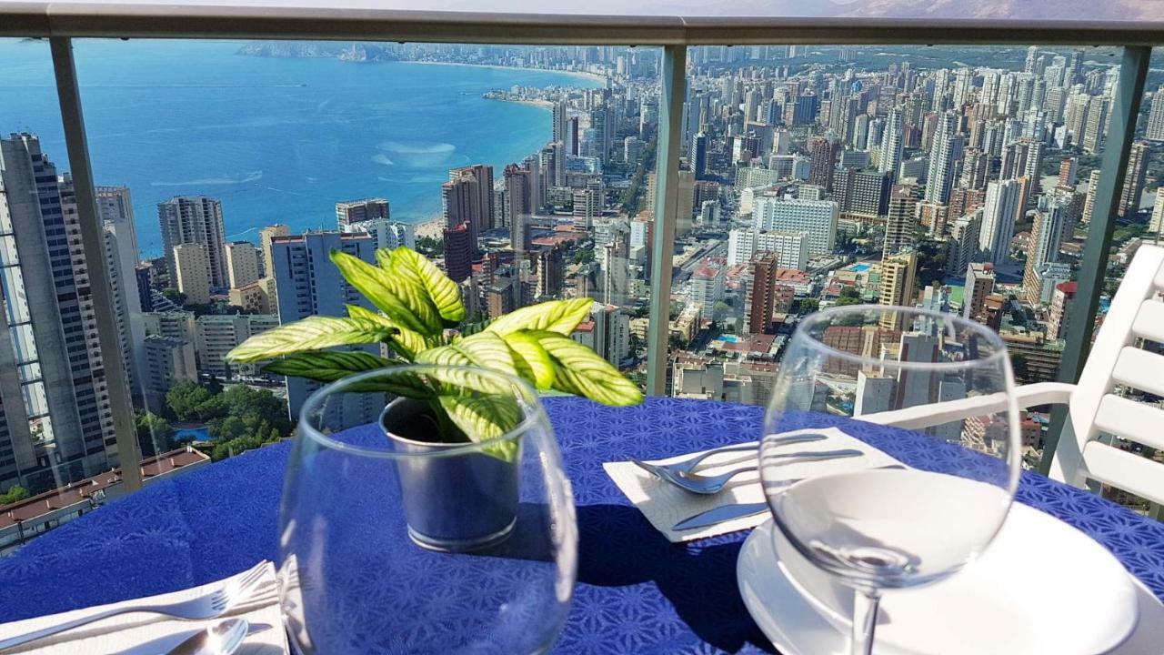 Highrise Apartment With Private Terrace & Sea Views - 34Th Floor Benidorm Eksteriør billede